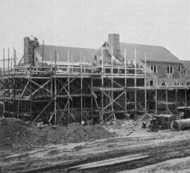 Midway service plaza under construction