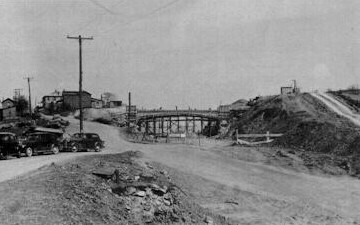 Single-span bridge over the Turnpike