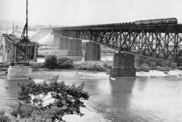 Construction of the bridge over the Allegheny River