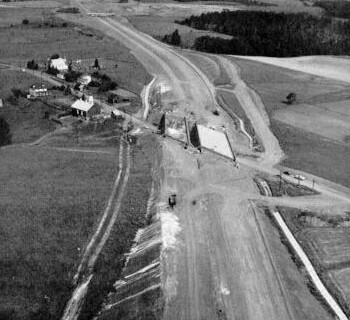 Bridge construction along the Sideling Hill-Rays Hill Bypass